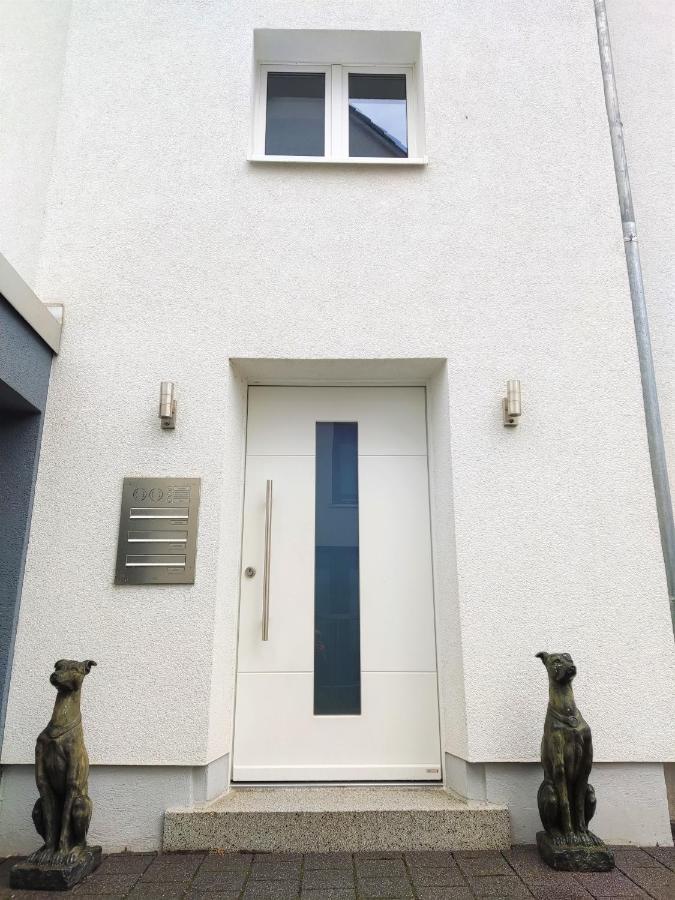 Zen Apartment - Spacious - Garden - Kitchen Karlsruhe Bagian luar foto