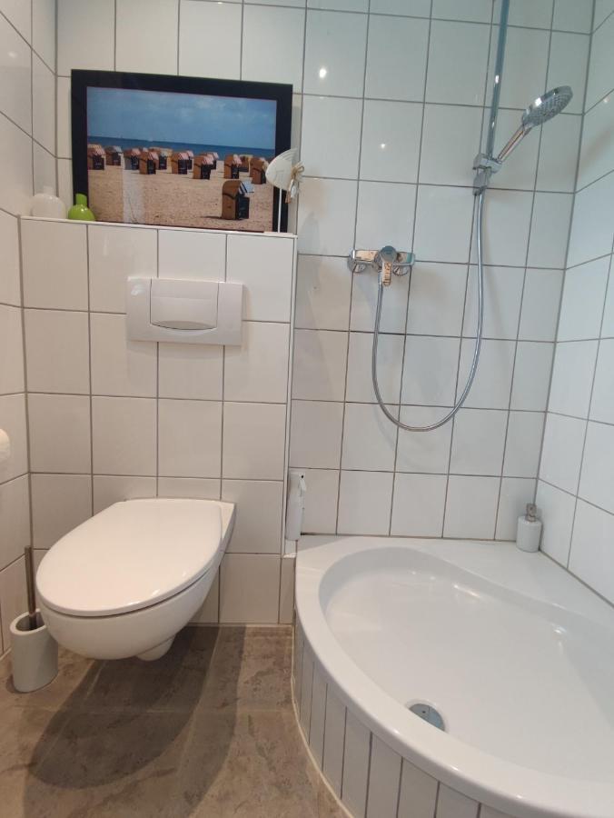 Zen Apartment - Spacious - Garden - Kitchen Karlsruhe Bagian luar foto